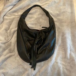Black hobo bag with tassle